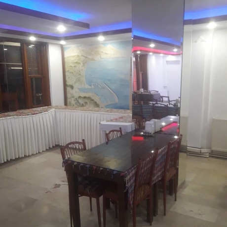 Imagen de la habitación del Hotel Mahper. Foto 12
