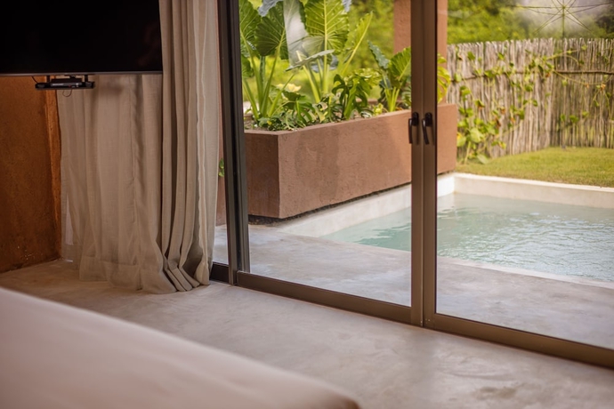 Imagen de la habitación del Hotel Mahr&eacute; Hotel and Spa. Foto 11