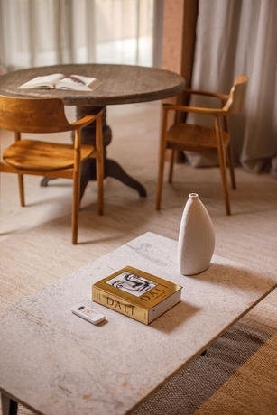 Imagen de la habitación del Hotel Mahr&eacute; Hotel and Spa. Foto 14