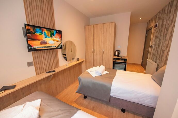 Imagen de la habitación del Hotel Mahya. Foto 16