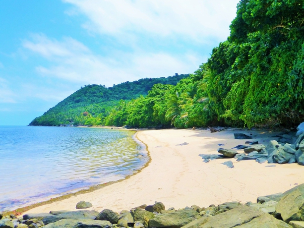 Imagen de los exteriores del Hotel Mai Dive Astrolabe Reef Resort. Foto 9