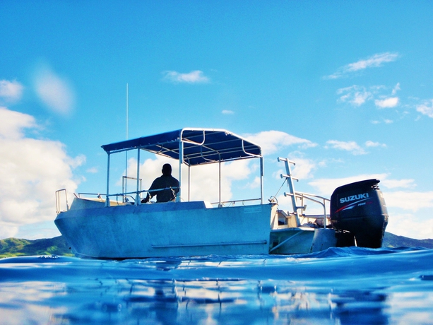 Imagen de los exteriores del Hotel Mai Dive Astrolabe Reef Resort. Foto 10