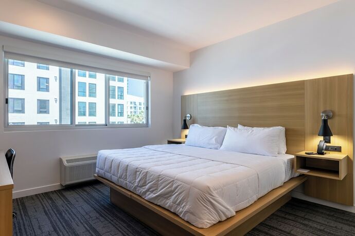 Imagen de la habitación del Hotel Mai Downtown Long Beach. Foto 12