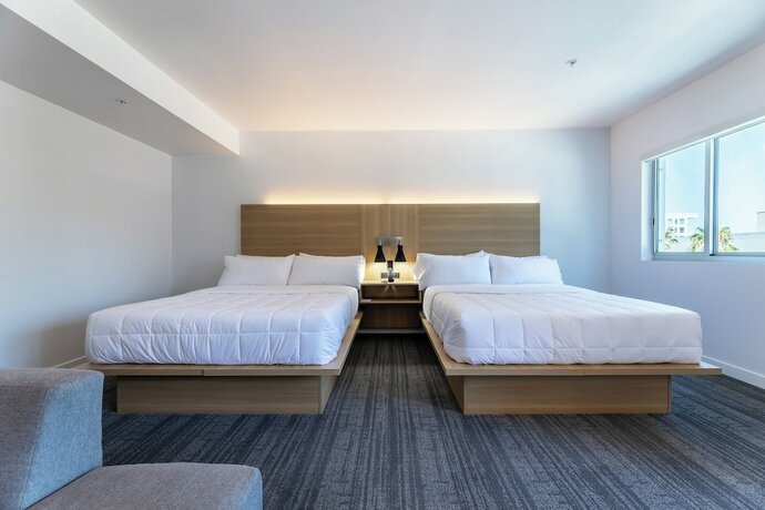 Imagen de la habitación del Hotel Mai Downtown Long Beach. Foto 15