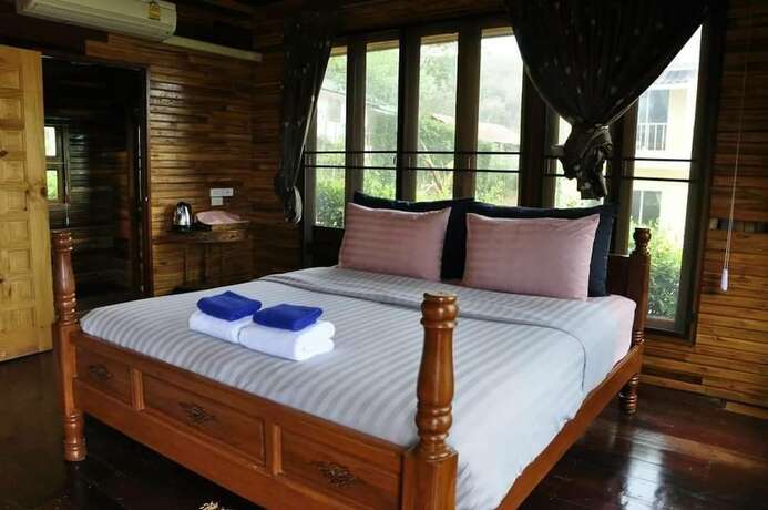 Imagen general del Hotel Mai Ngern Mai Thong Resort. Foto 7