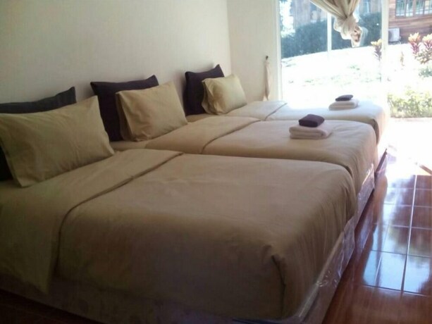 Imagen de la habitación del Hotel Mai Ngern Mai Thong Resort. Foto 18