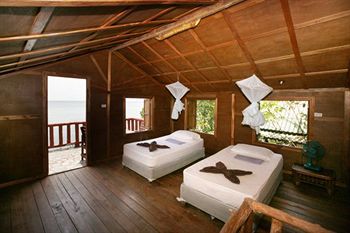 Imagen de la habitación del Hotel Mai Pen Rai Bungalows. Foto 10