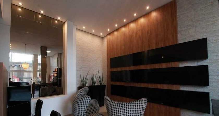 Imagen de los interiores del Hotel Maia. Foto 17