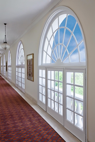 Imagen de los interiores del Hotel Maidens , Delhi. Foto 14