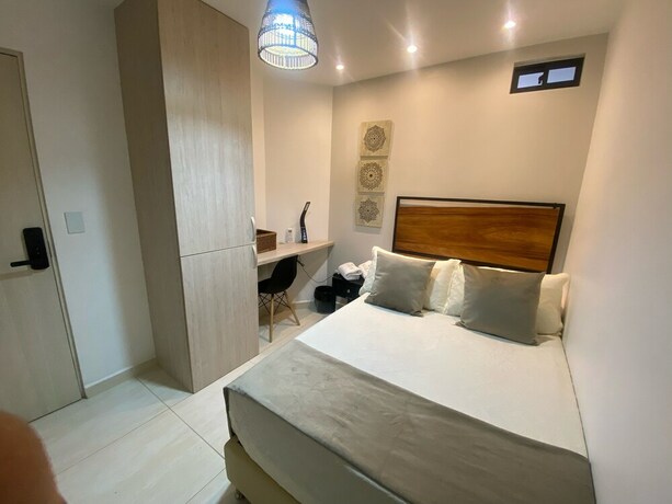 Imagen de la habitación del Hotel Maidy Luxury. Foto 19