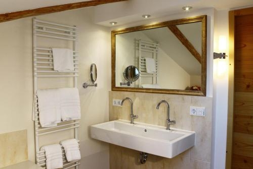 Imagen de la habitación del Hotel Maier Zum Kirschner. Foto 9