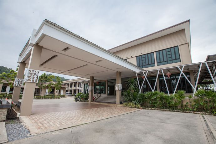 Imagen de los exteriores del Hotel Maihom Villa. Foto 16