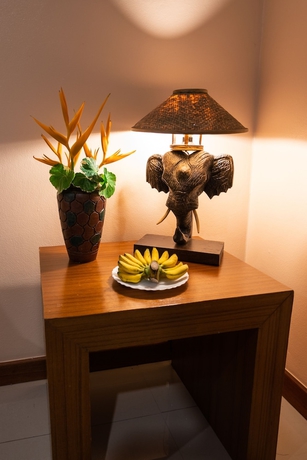 Imagen de la habitación del Hotel Maikaew Damnoen Resort. Foto 9