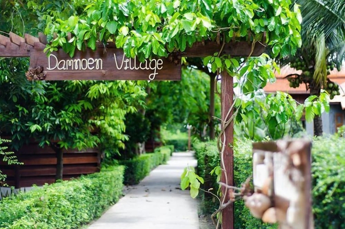 Imagen de los exteriores del Hotel Maikaew Damnoen Resort. Foto 17