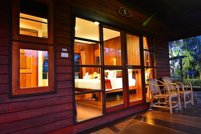 Imagen de la habitación del Hotel Maikaew Damnoen Resort. Foto 16