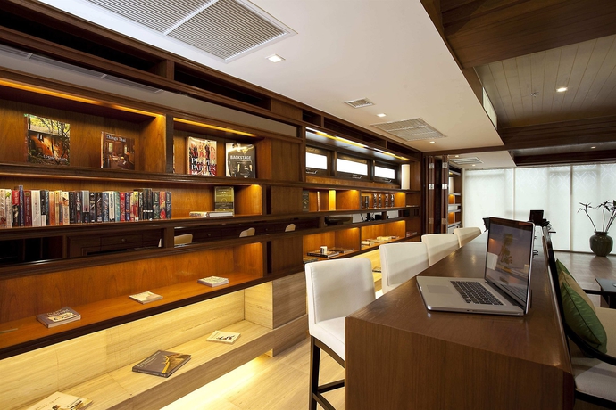 Imagen de los interiores del Hotel Maikhao Dream Villa Resort and Spa, Centara Boutique Collection. Foto 13