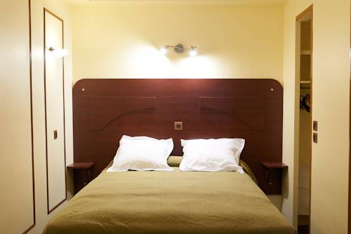 Imagen de la habitación del Hotel Maillot. Foto 3