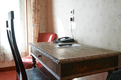 Imagen de la habitación del Hotel Maillot. Foto 5