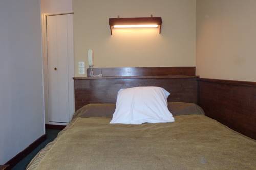 Imagen de la habitación del Hotel Maillot. Foto 9