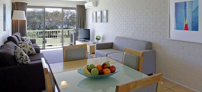 Imagen de la habitación del Hotel Main Beach Apartments. Foto 16