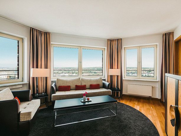 Imagen de la habitación del Hotel Main Plaza Suite Tower. Foto 3