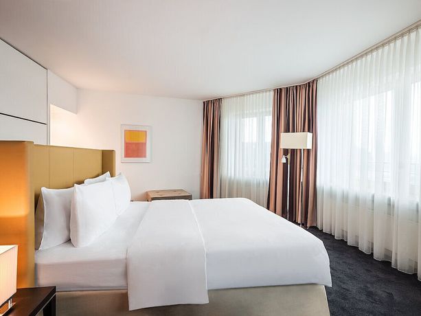 Imagen de la habitación del Hotel Main Plaza Suite Tower. Foto 6