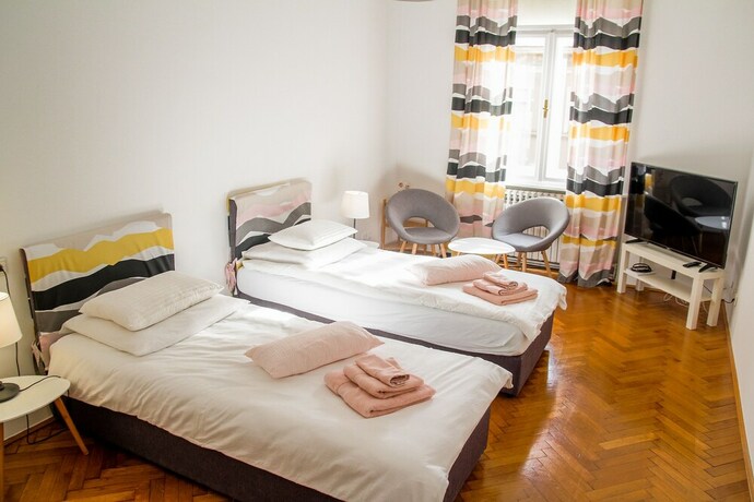 Imagen de la habitación del Hotel Main Square Rooms. Foto 27