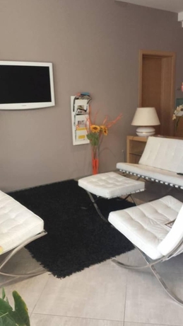 Imagen de la habitación del Hotel Main Street, La Cerbaiola. Foto 16