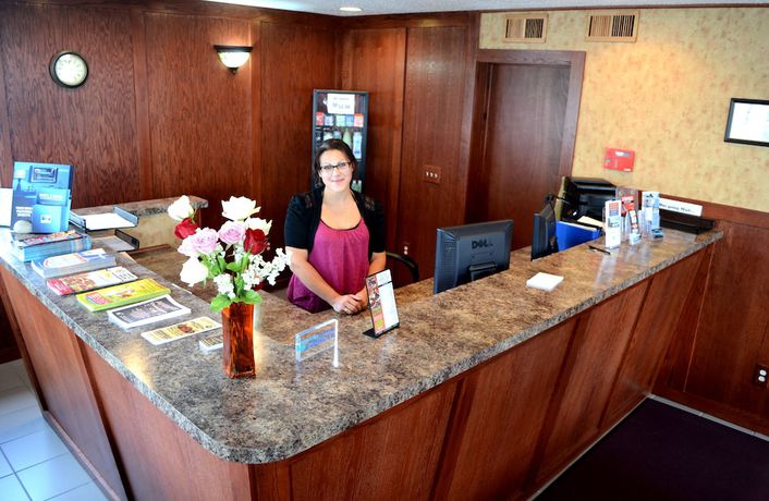 Imagen de los interiores del Hotel Main Street Lodge and Suites. Foto 19