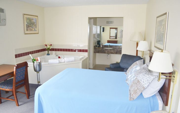 Imagen de la habitación del Hotel Main Street Lodge and Suites. Foto 12