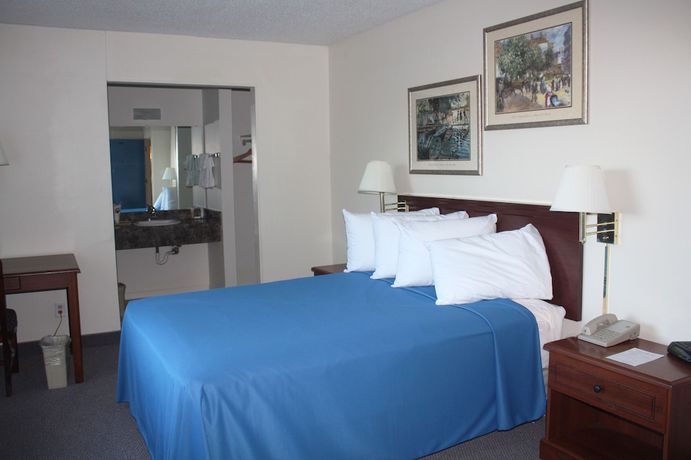 Imagen de la habitación del Hotel Main Street Lodge and Suites. Foto 16