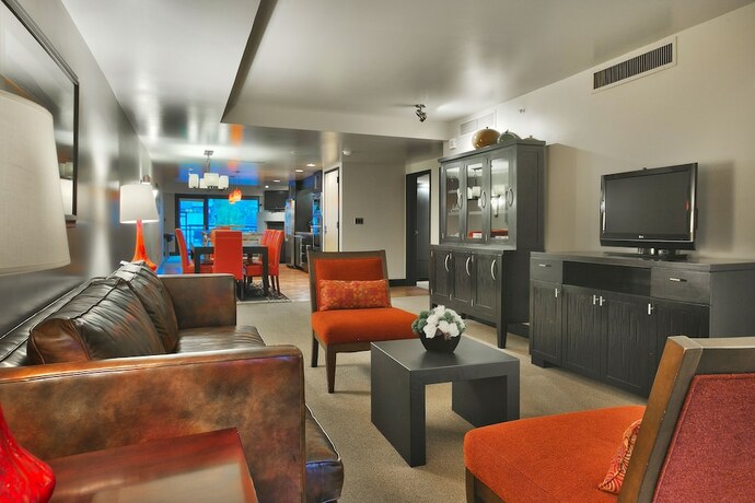 Imagen de la habitación del Hotel Main and SKY. Foto 12
