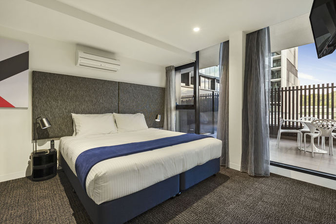 Imagen de la habitación del Hotel MainStay Suites Abbotsford. Foto 2