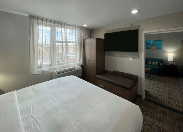 Imagen general del Hotel MainStay Suites, Bronx. Foto 3