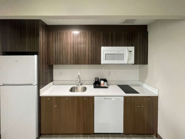 Imagen general del Hotel MainStay Suites, Bronx. Foto 6