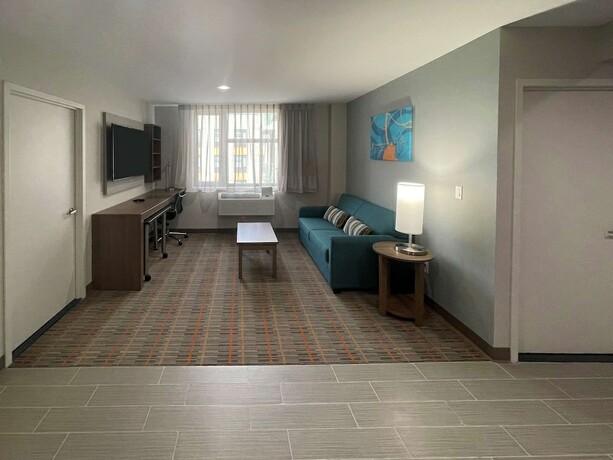 Imagen general del Hotel MainStay Suites, Bronx. Foto 11