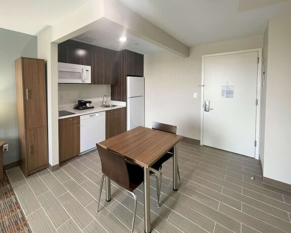 Imagen general del Hotel MainStay Suites, Bronx. Foto 12
