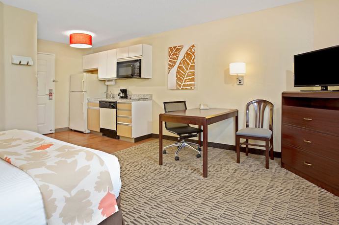 Imagen de la habitación del Hotel MainStay Suites Cincinnati Blue Ash. Foto 7