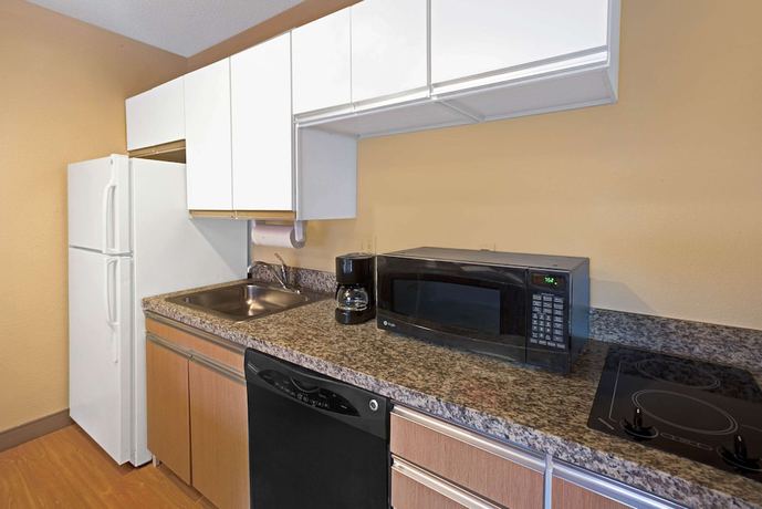 Imagen de la habitación del Hotel MainStay Suites Cincinnati Blue Ash. Foto 14