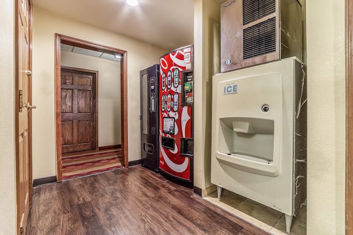 Imagen de los interiores del Hotel MainStay Suites Columbia Harbison. Foto 20