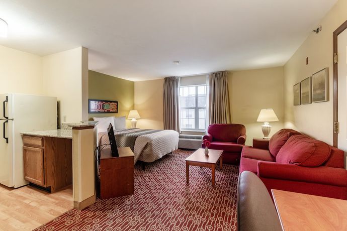 Imagen de la habitación del Hotel MainStay Suites Columbia Harbison. Foto 16