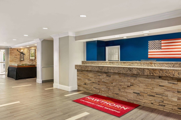 Imagen de los interiores del Hotel MainStay Suites Columbus near Fort Benning. Foto 15