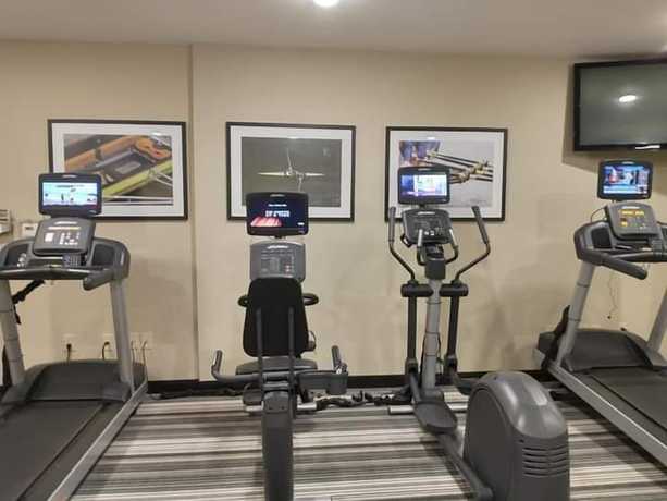 Imagen de los interiores del Hotel MainStay Suites Denham Springs - Baton Rouge East. Foto 16