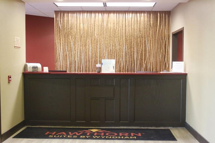 Imagen de los interiores del Hotel MainStay Suites Fitchburg - Madison. Foto 14
