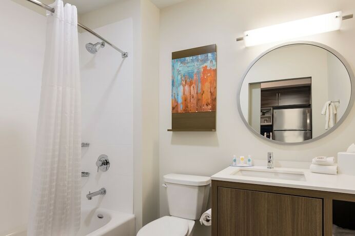 Imagen de la habitación del Hotel MainStay Suites, Gaylord. Foto 15