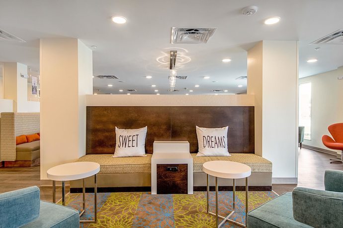 Imagen de los interiores del Hotel MainStay Suites Geismar - Gonzales. Foto 16