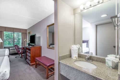 Imagen de la habitación del Hotel MainStay Suites Horsham - Philadelphia. Foto 6