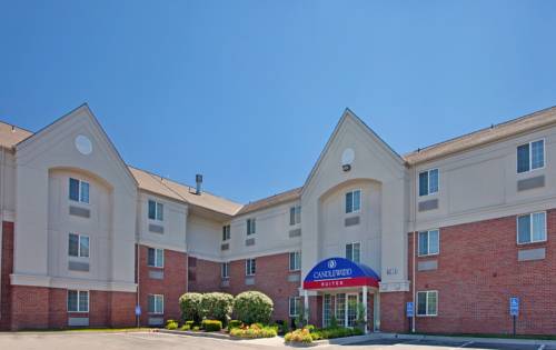 Imagen de la habitación del Hotel MainStay Suites- Kansas City Overland Park. Foto 2