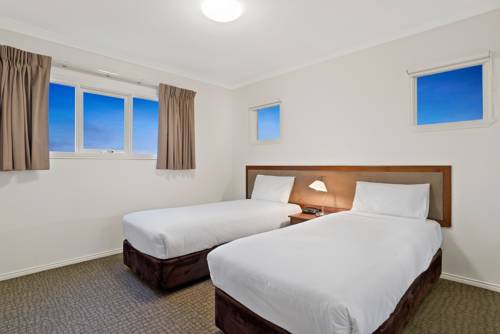 Imagen de la habitación del Hotel MainStay Suites Kew. Foto 1
