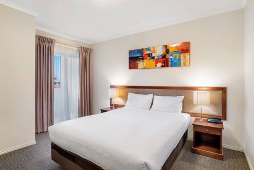 Imagen de la habitación del Hotel MainStay Suites Kew. Foto 5
